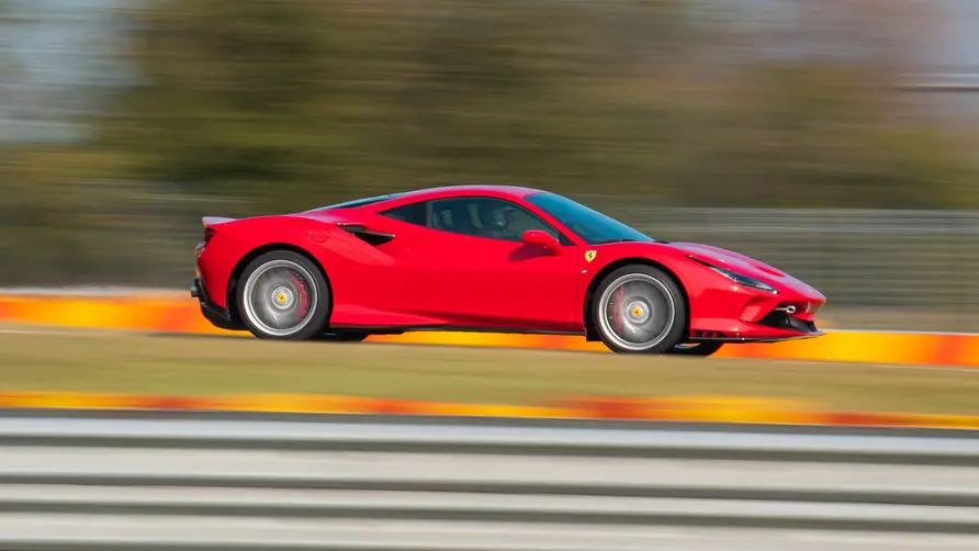Ferrari F8 Tributo