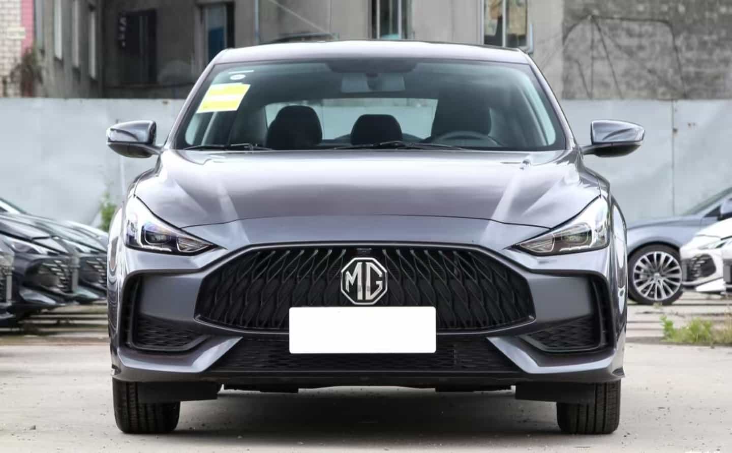 MG5 2023 180DVVT модное исполнение с ручным управлением