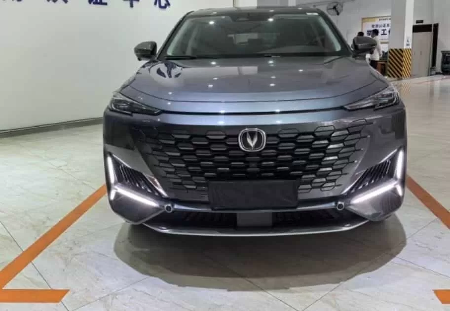 Changan UNI-K 2021 2,0 Т Премиум-класса