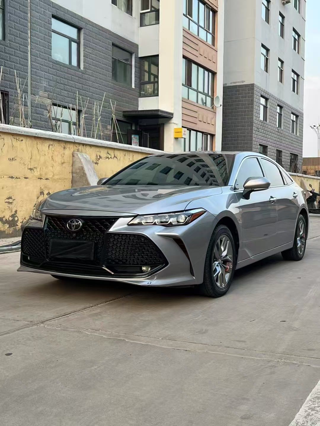 Июль 2021 года Toyota Asia Dragon 2.5 Deluxe Edition