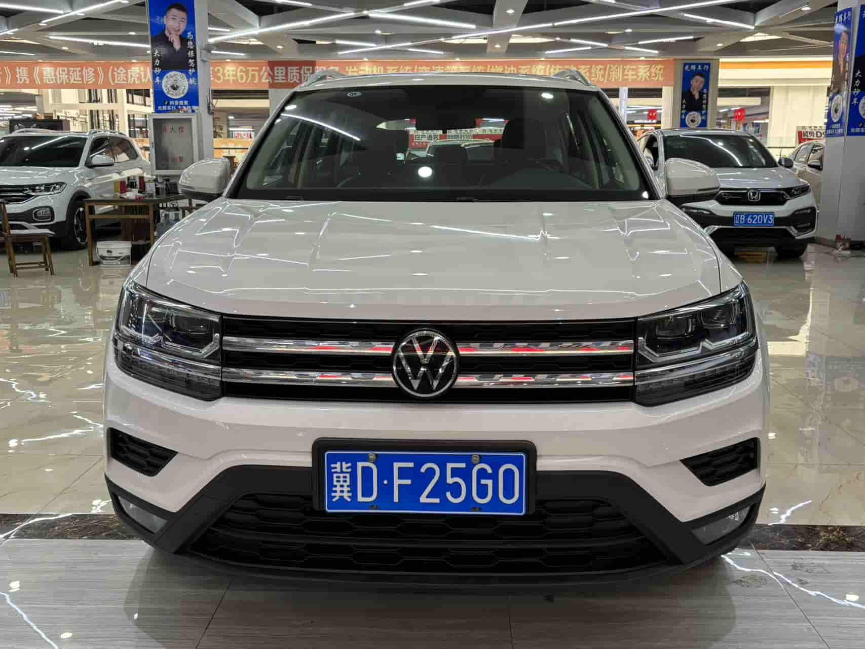 21 Volkswagen Tuyue 1.4T 280 TSI с двойным приводом Deluxe Edition