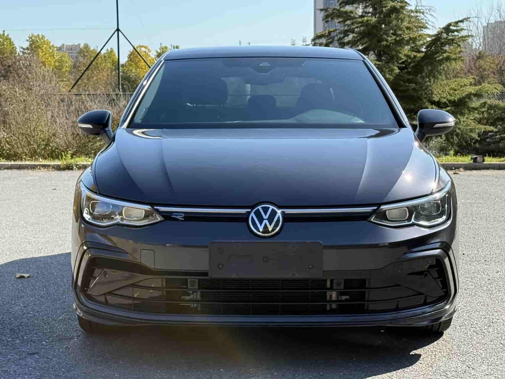 21 Версия Volkswagen Golf 1.4T 280 TSI DSG R-Line