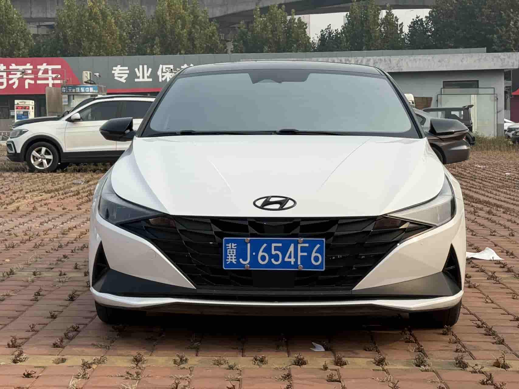 22 Hyundai Elantra 1.5L CVT 20th SE 20-й юбилейный выпуск