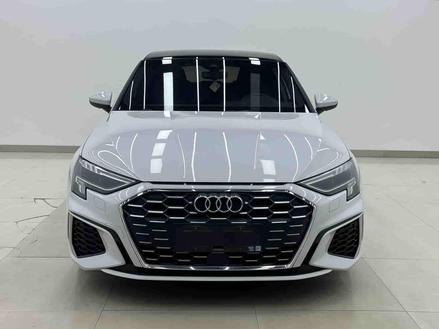 Audi A3 2022 Sportback 35 TFSI модный спортивный
