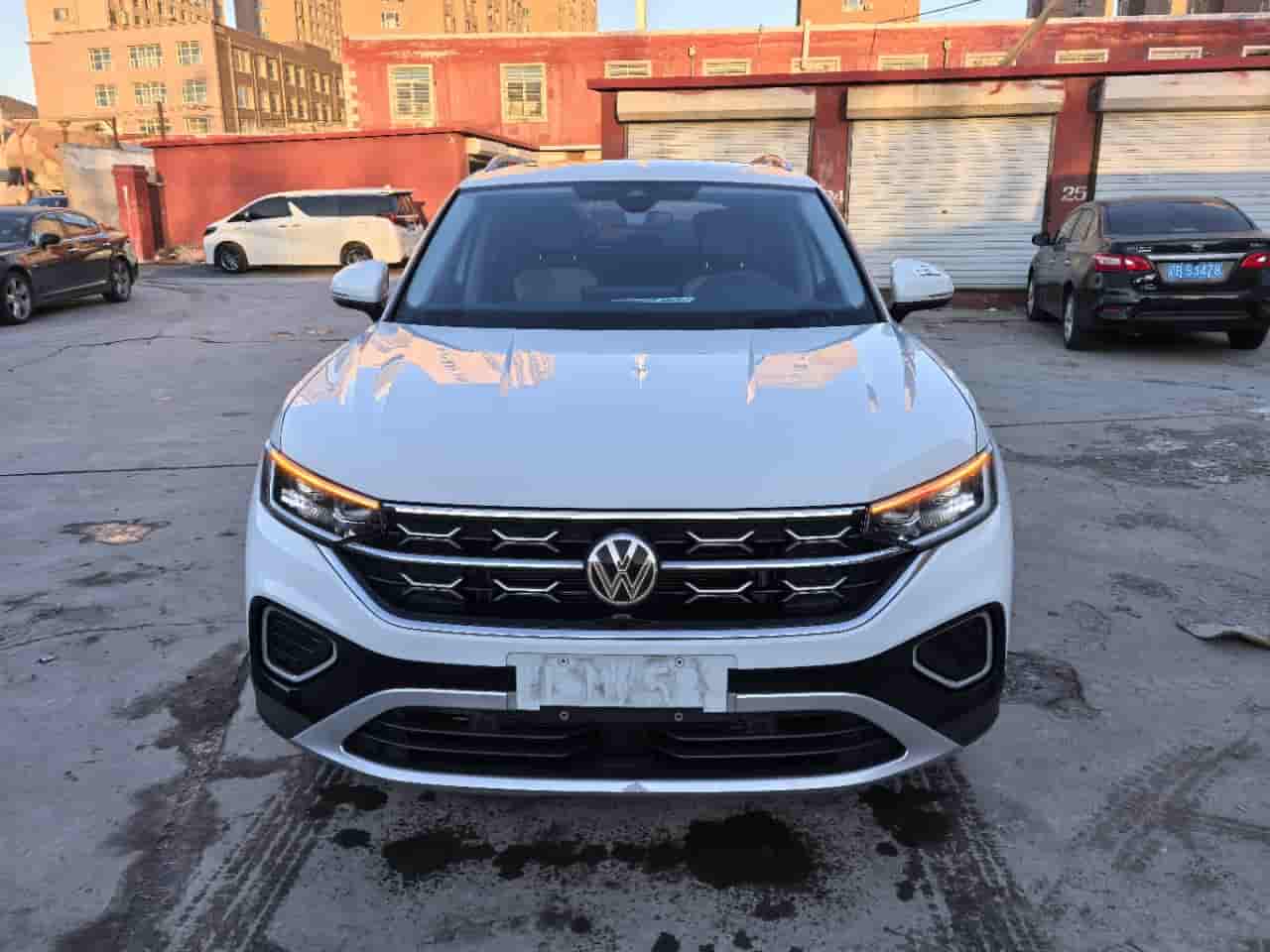 23 Volkswagen Tanyue 1.4T 280 TSI с полным приводом класса Люкс и усовершенствованной версией