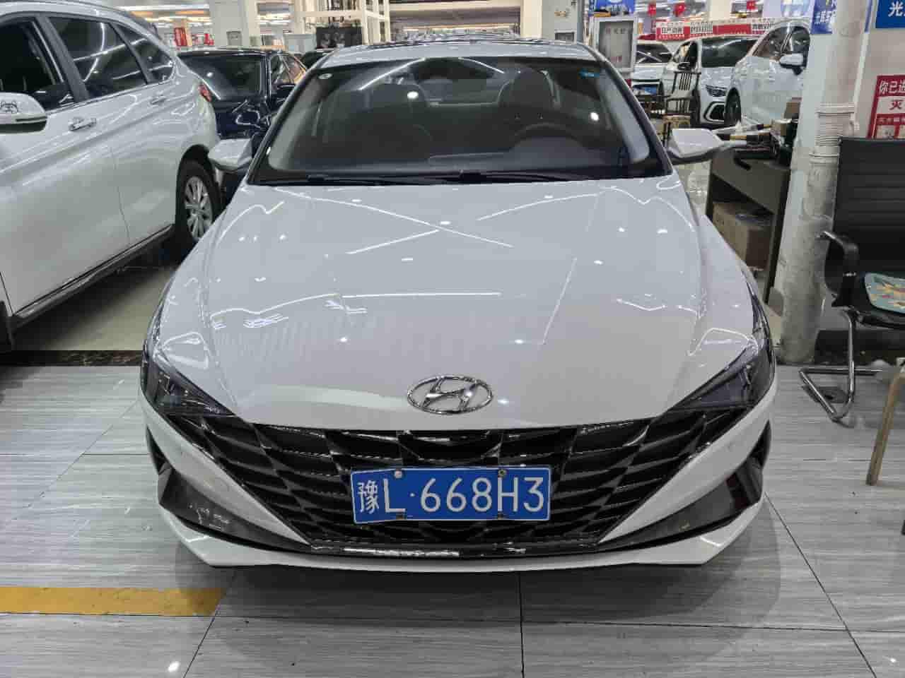 22 Hyundai Elantra 1,5-литровый вариатор LUX Premium Edition
